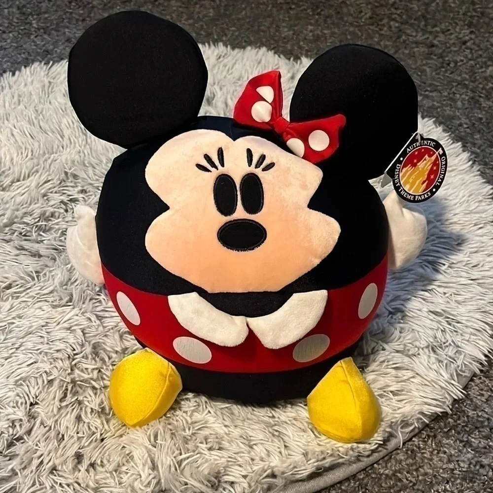 Plush Minnie Toy